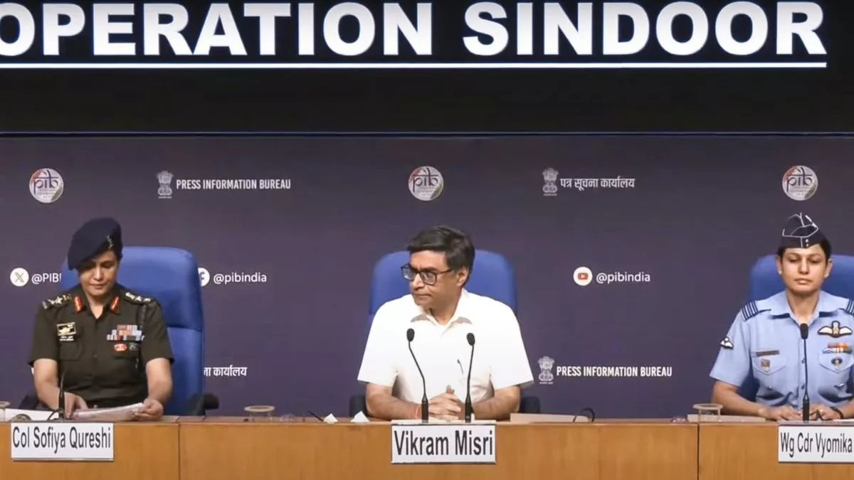 Operation Sindoor पर सेना की प्रेस कॉन्फ्रेंस Live: ऑपरेशन सिंदूर कितने बजे और कब क्या-क्या हुआ… सेना ने बताई हर एक बात