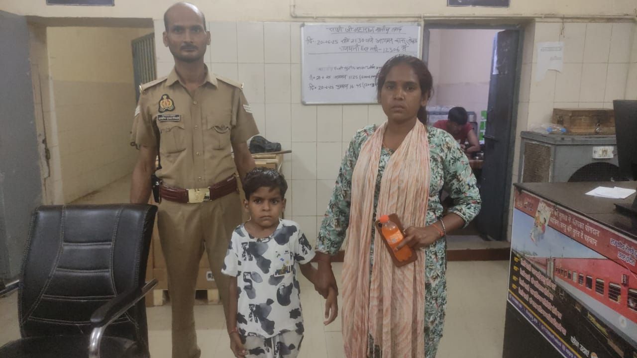 कानपुर मेट्रो की यात्री सेवा बेमिसाल, ..जब अपनों से बिछड़ गया 8 साल का मासूम