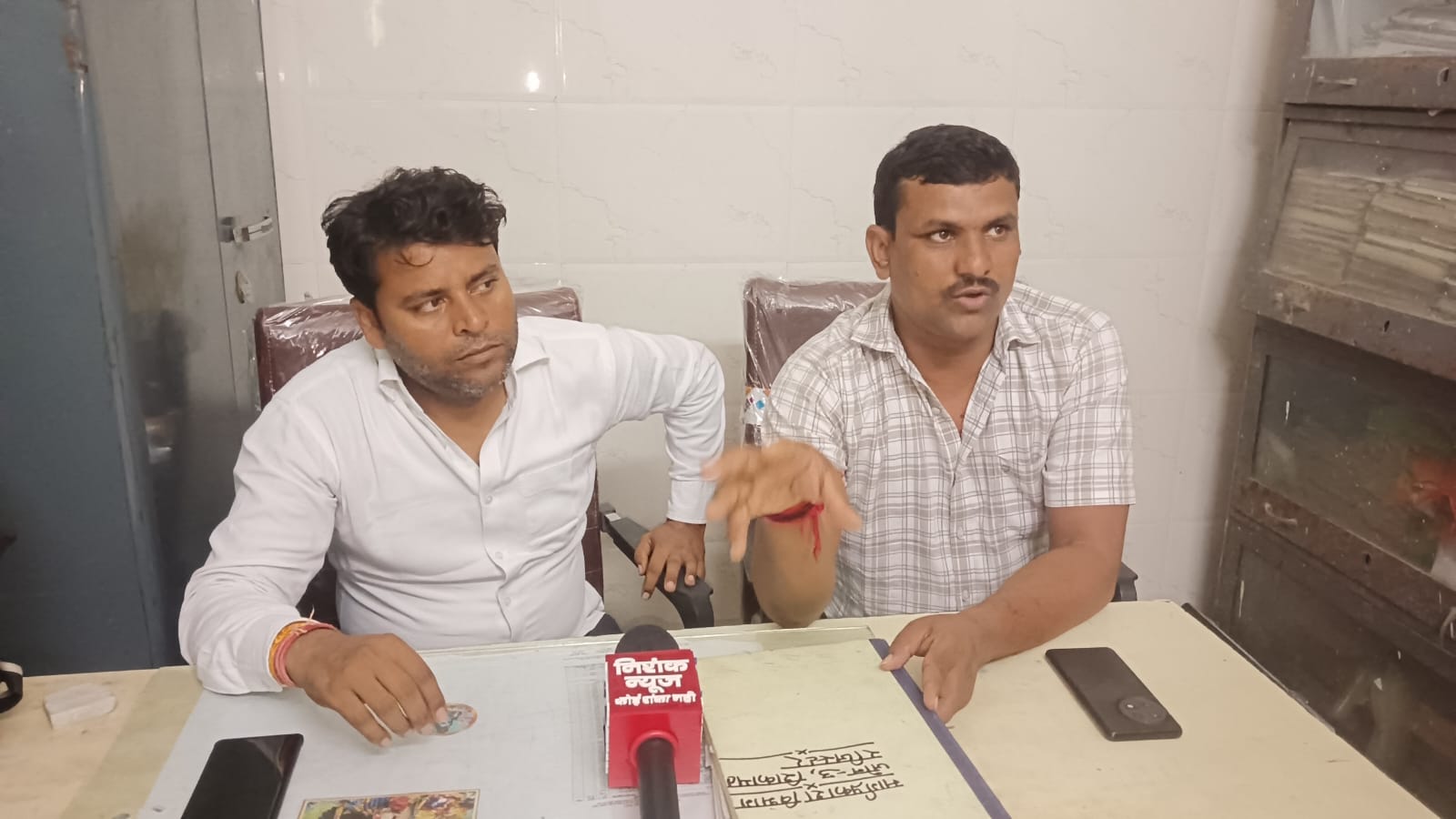 पार्षदों का गुस्सा फूटा, जोन कार्यालय में तोड़फोड़
