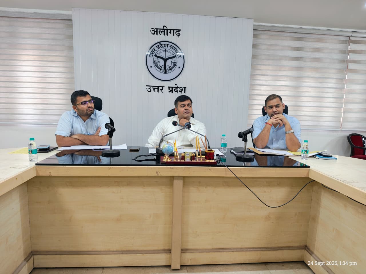 सुरक्षित और गुणवत्तापूर्ण खाद्य उपलब्ध कराना प्राथमिकताः जिलाधिकारी