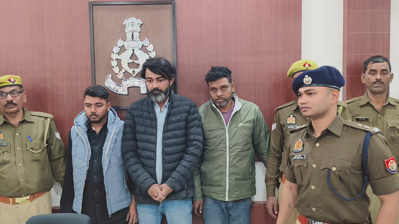 विदेशी ड्रग्स के तस्कर नेटवर्क को पुलिस ने तोड़ा