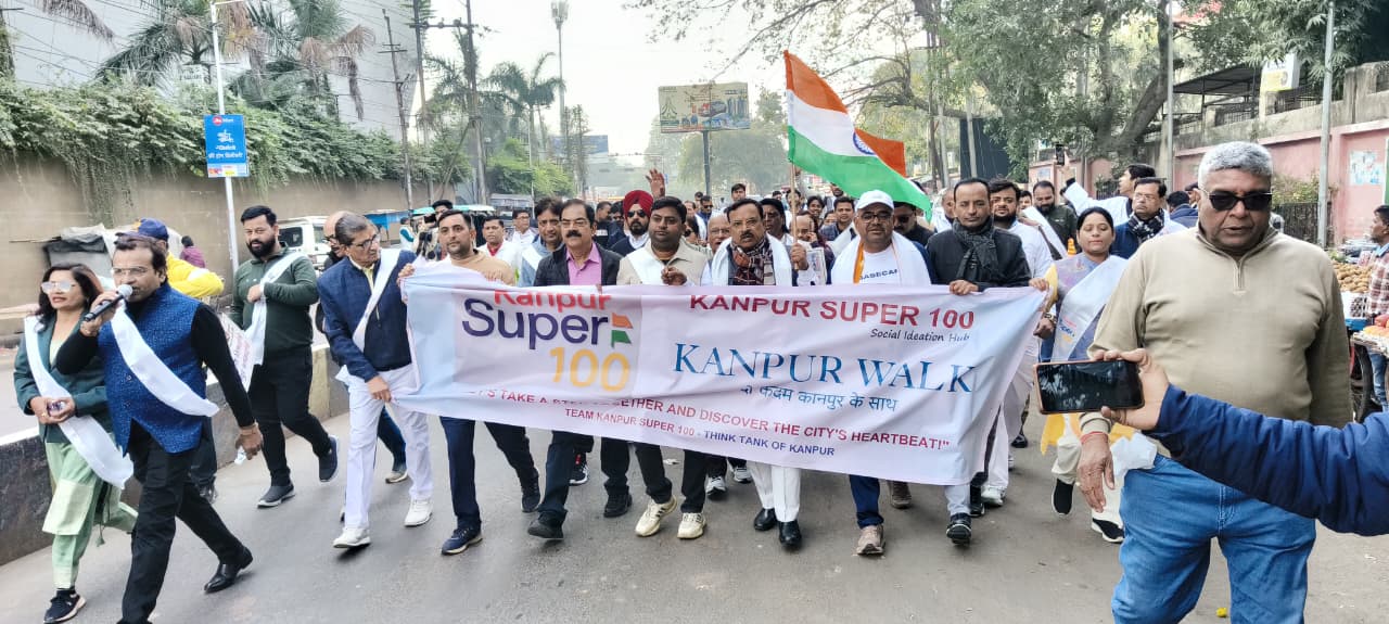 Kanpurः  डीएम ने ‘कानपुर वॉक’ में मांगा मतदाता फार्म भरने में सहयोग