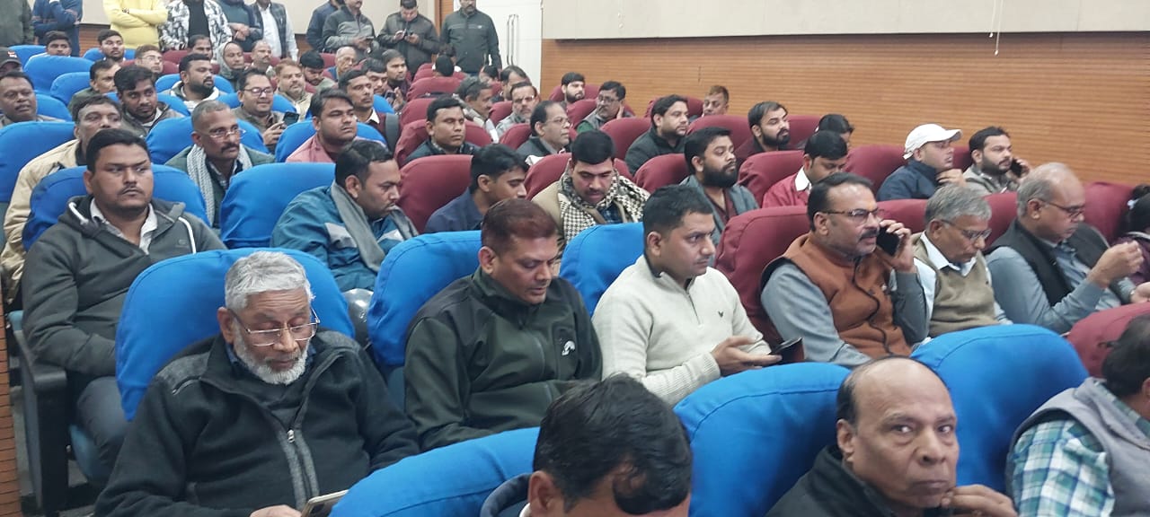 ई-लाटरी में पहली बार मिला केडीए का प्लाट तो छलक आए आंसू