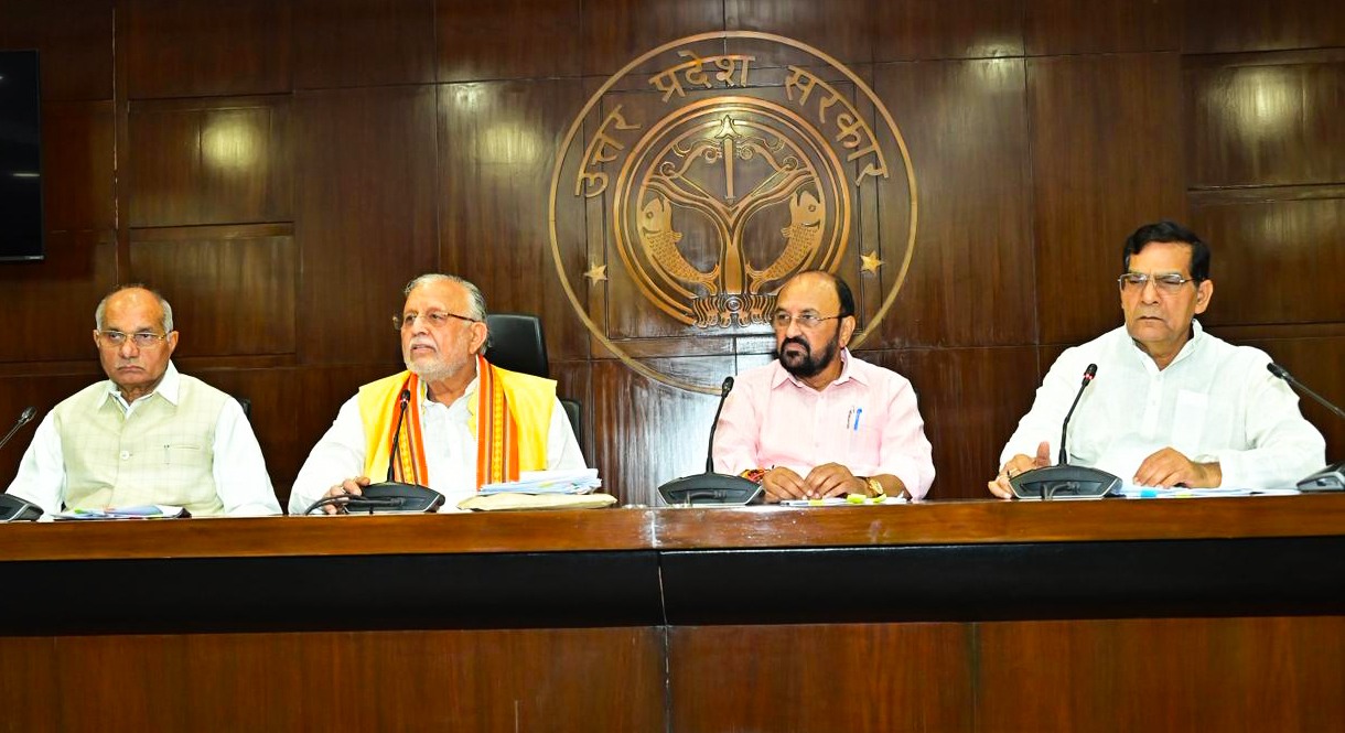 UP Government: निकायों में ओबीसी आरक्षण के लिए यूपी में बनेगा पिछड़ा वर्ग आयोग