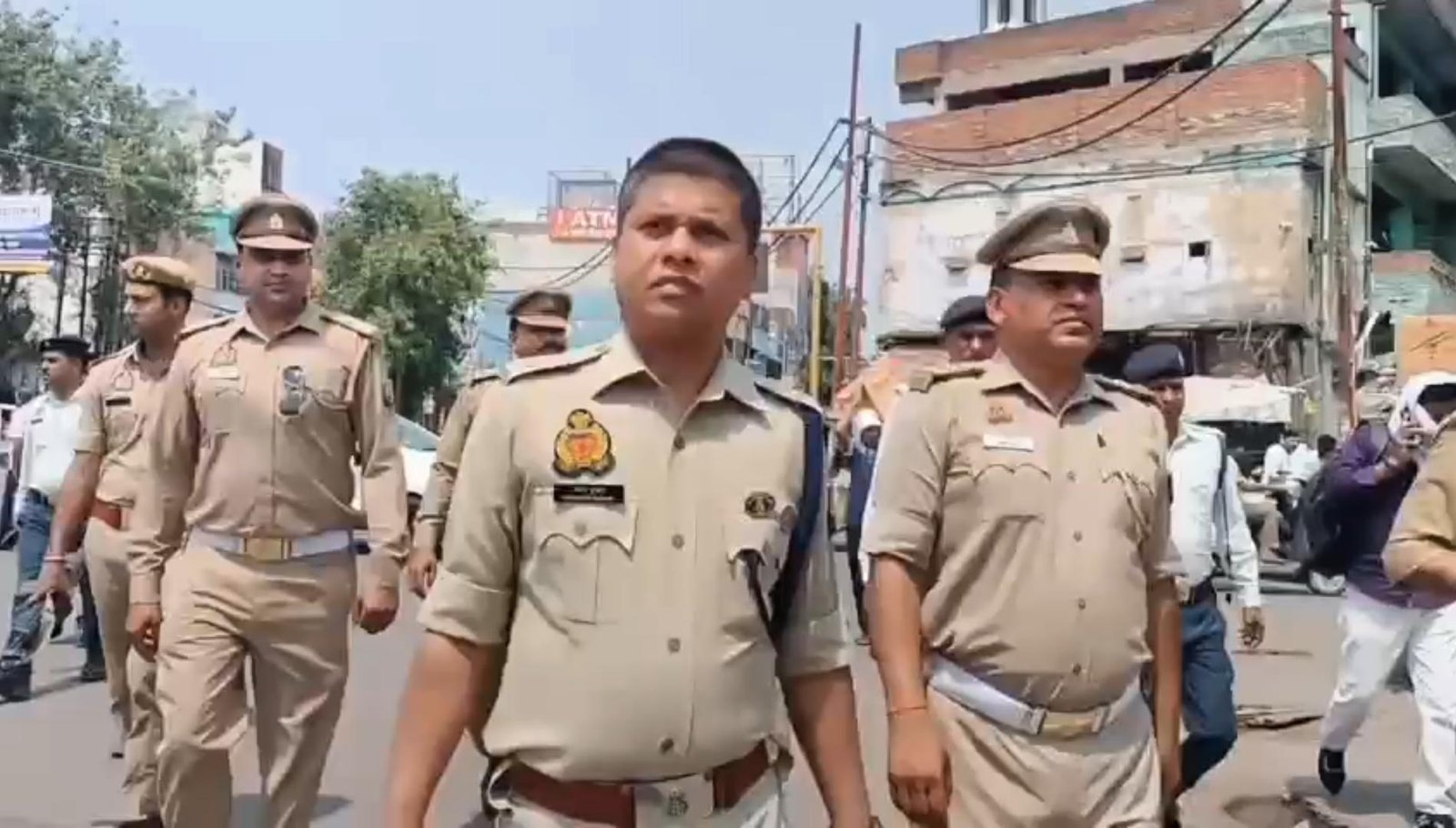 Traffic Police: अतिक्रमण करने वालो की अब खैर नहीं