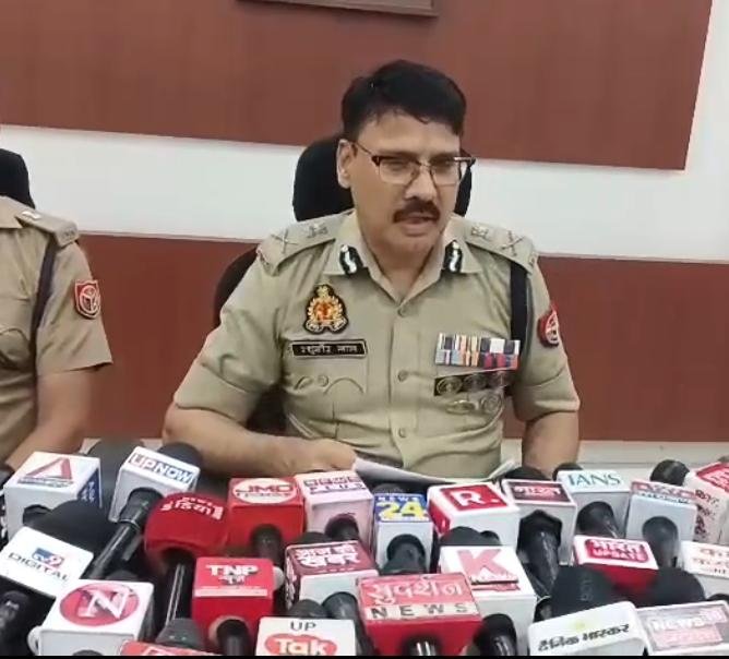 Kanpur Commissionerate: गाजियाबाद से पकड़ा गया फर्जी डिग्री गिरोह का इनामी अपराधी