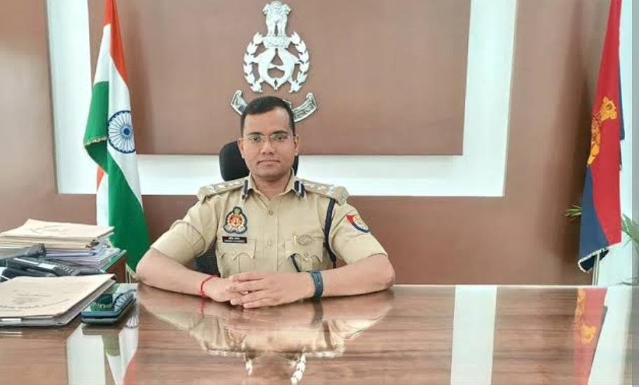 Transfer: आईपीएस हरीश चंदर का तबादला, यमुना प्रसाद कानपुर के नए डीआईजी