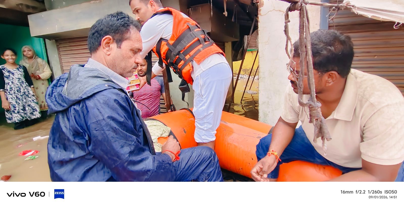 मंदाकिनी की बाढ़ से प्रभावित लोगों से मिलने पहुंचे नंदी, राहत कार्यों का लिया जायजा